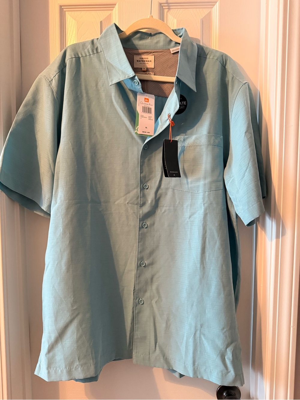 Quiksilver Light Blue Short-Sleeve Button-Up Shirt